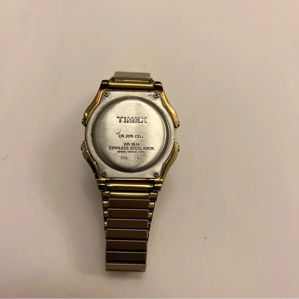 Timex Digital Goldtone‎ Expansion Watch Alarm Indiglo Chrono New Battery 6.5”